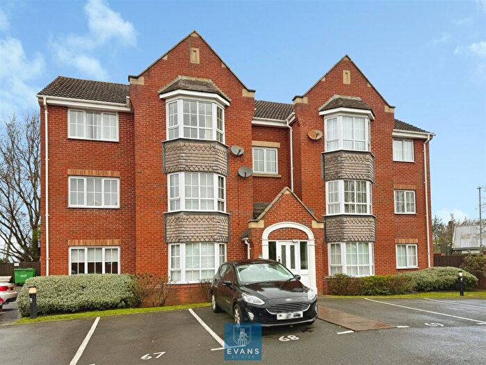 2 Bedroom Apartment For Sale In Towpath Close, Longford, Coventry, CV6