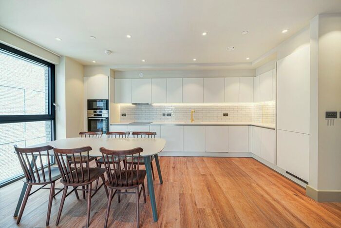 3 Bedroom Flat To Rent In The Sessile, Ashley Road, Tottenham Hale, N17