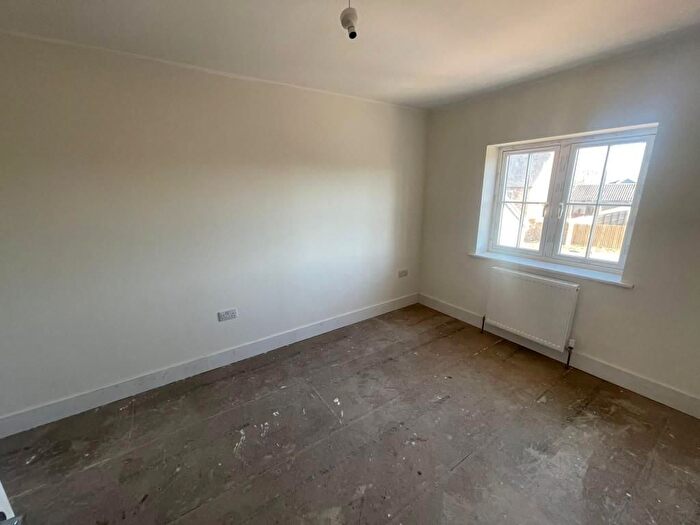 2 Bedroom End Of Terrace House To Rent In Coopers Close, Norwich, NR15