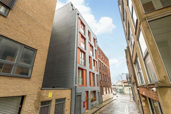1 Bedroom Flat To Rent In Boulcott Street, Limehouse, E1