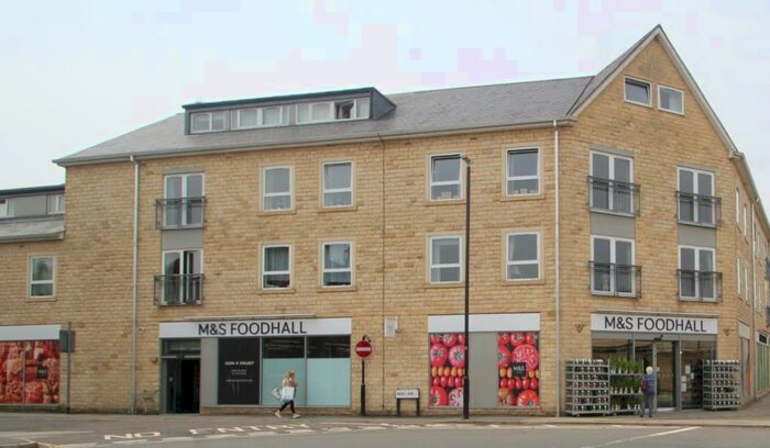 2 Bedroom Apartment To Rent In Victoria Court, Wetherby, LS22