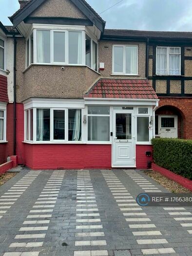 3 Bedroom Terraced House To Rent In Drake Road, Harrow, HA2