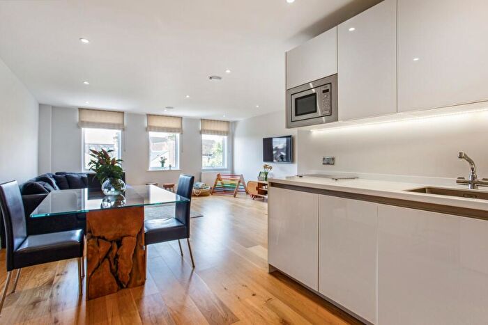 2 Bedroom Flat To Rent In London Road St. Albans, AL1