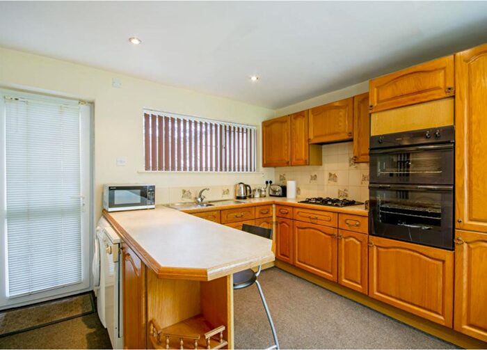 6 Bedroom House To Rent In Park Road, Lenton, East Midlands, NG7