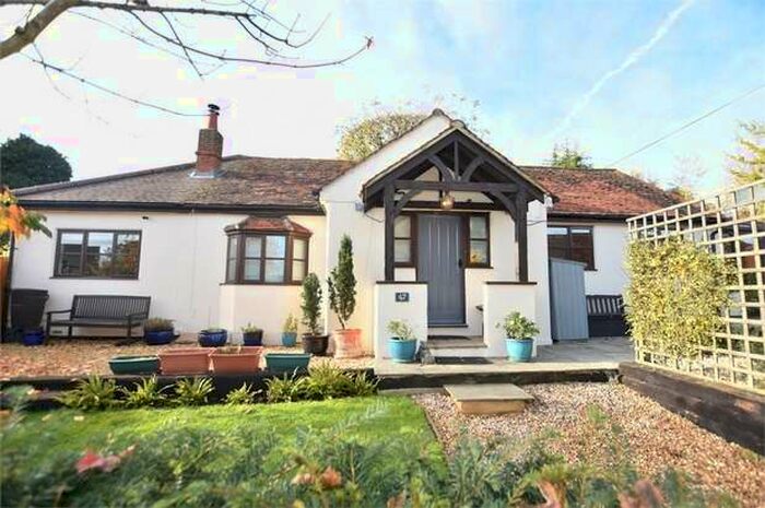 3 Bedroom Detached Bungalow To Rent In Rose Hill, Binfield, Berkshire, RG42