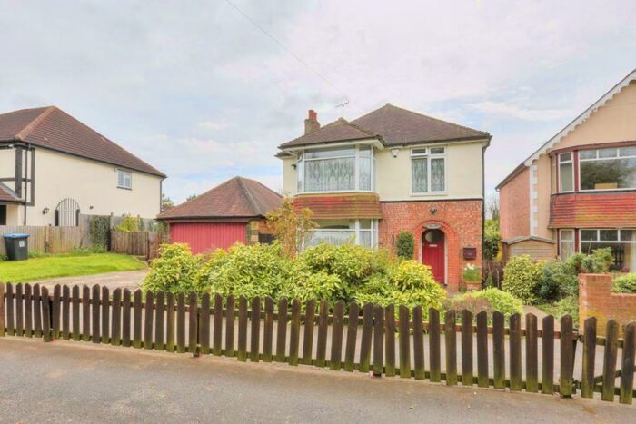 3 Bedroom Property To Rent In Old Watling Street, Flamstead, Hertfordshire, AL3