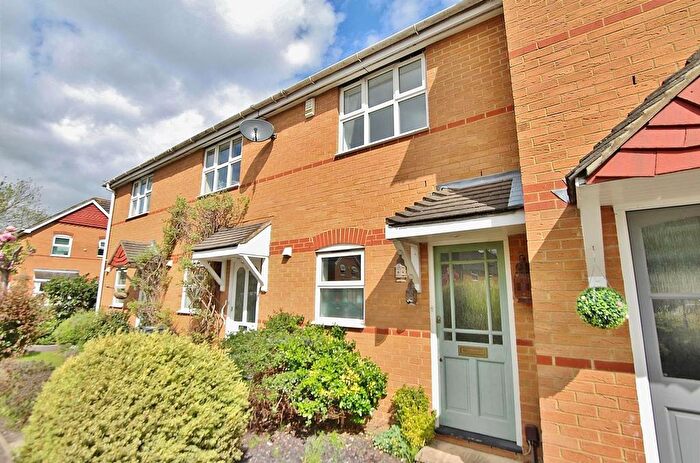 2 Bedroom Property To Rent In Christabel Close, Isleworth, TW7