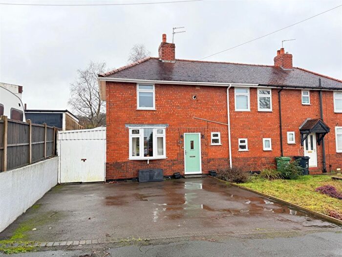 3 Bedroom Semi Detached House For Sale In Francis Road, Stourbridge, DY8