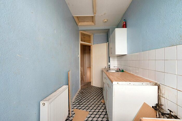 1 Bedroom Flat For Sale In C Scrubs Lane, Harlesden, London, NW10