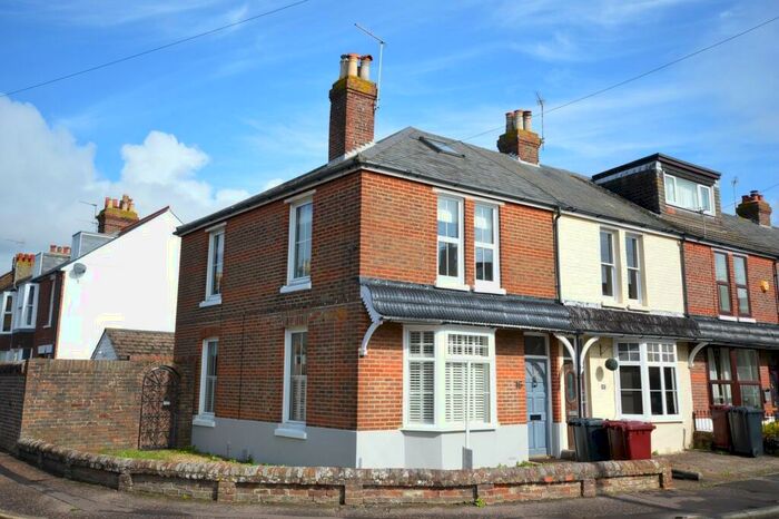 3 Bedroom End Of Terrace House To Rent In Lyndhurst Road, Chichester, PO19