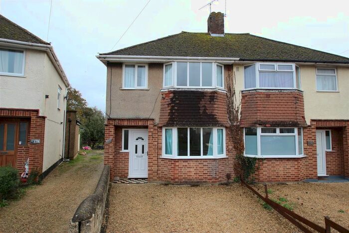 3 Bedroom Property To Rent In Herschel Crescent, Littlemore, Oxford, OX4