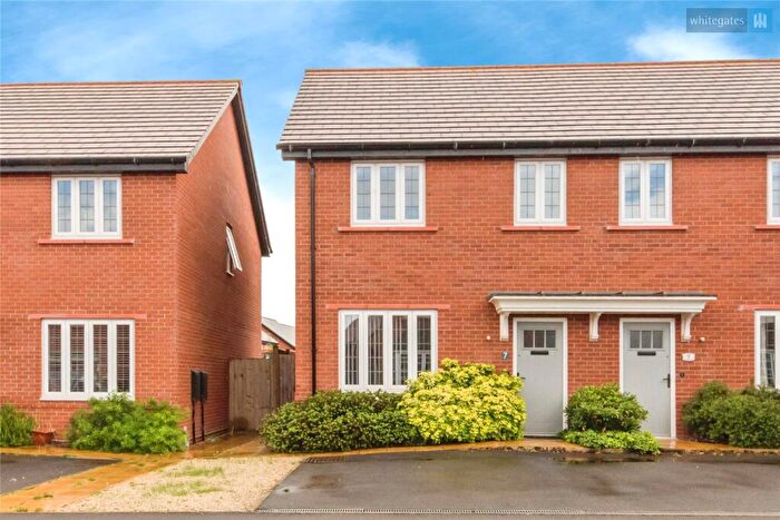 3 Bedroom Semi-Detached House For Sale In Bickerton Close, Crewe, Cheshire, CW1