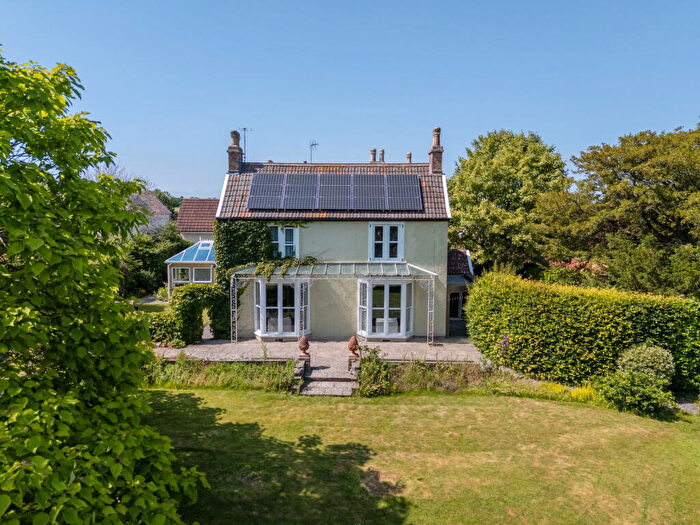 6 Bedroom Detached House For Sale In Wolvershill Road, Banwell, BS29