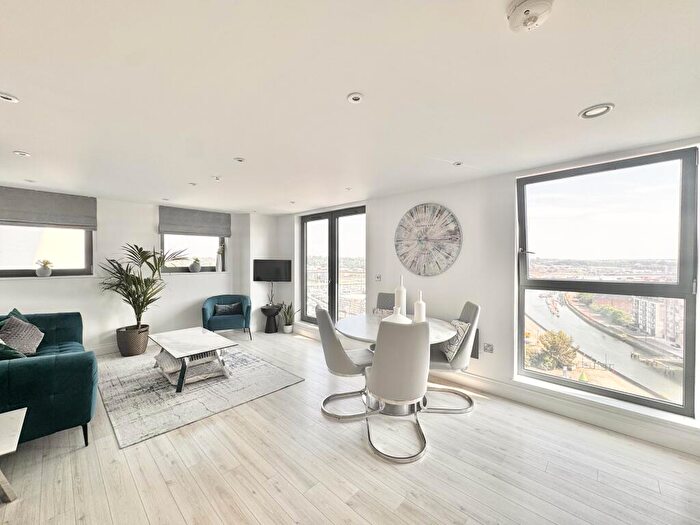2 Bedroom Apartment To Rent In Key Street, Ipswich, IP4