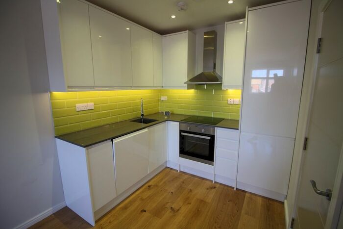 1 Bedroom Flat To Rent In Marlowes, Hemel Hempstead, Hertfordshire, HP1