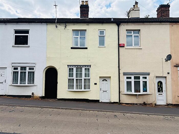 2 Bedroom Terraced House To Rent In Church Street, Stourbridge, West Midlands, DY8