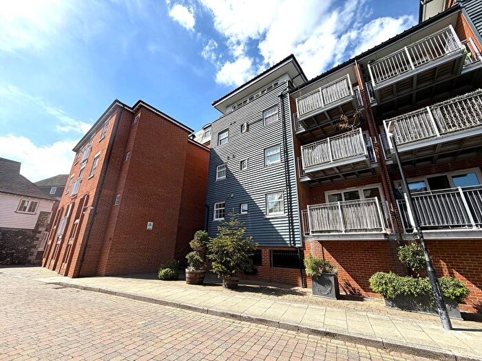 2 Bedroom Flat To Rent In Barton Mill Road, Canterbury, CT1