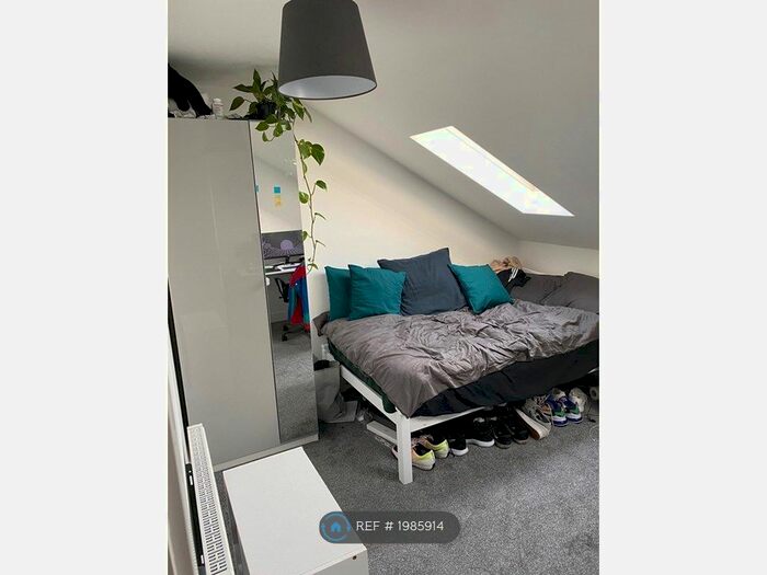 6 Bedroom Terraced House To Rent In Trevor Road, Southsea, PO4