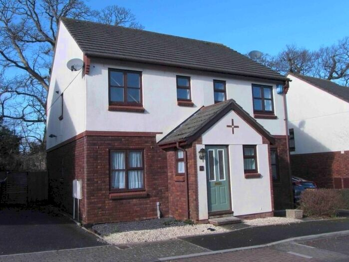 2 Bedroom Semi-Detached House To Rent In Nightingale Close, Torquay, TQ2