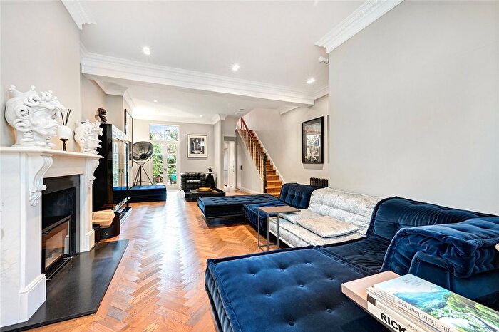 4 Bedroom Semi-Detached House To Rent In Montrose Villas, Chiswick Mall, London, W6