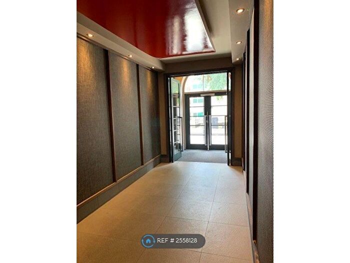 1 Bedroom Flat To Rent In Albany House, London, WC1H