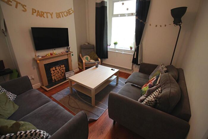 5 Bedroom Terraced House To Rent In Russell Street, Cathays, CF24