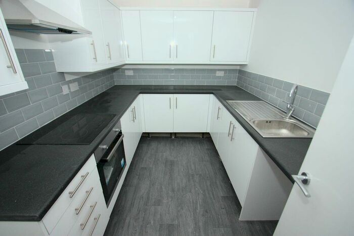 Flat To Rent In A Whitby Road, Ellesmere Port, CH65
