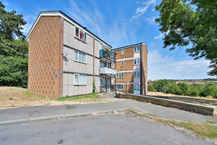 2 Bedroom Flat To Rent In Wood View, , Hemel Hempstead, HP1