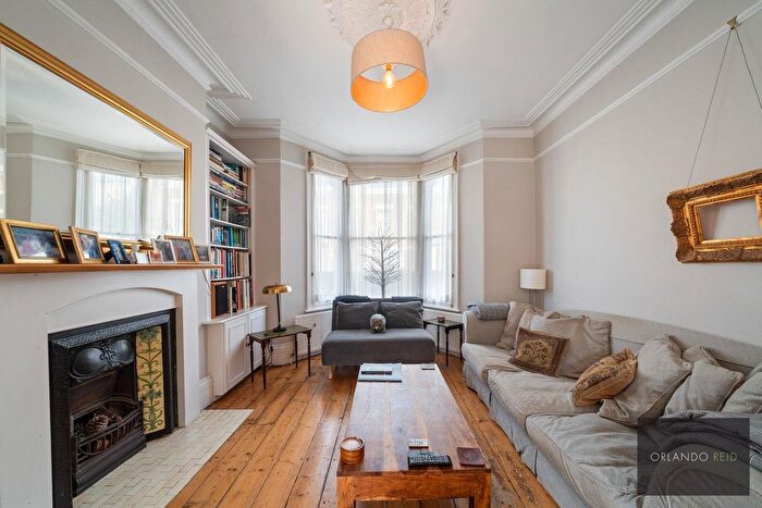 4 Bedroom Detached House To Rent In Tintern Street, London, SW4