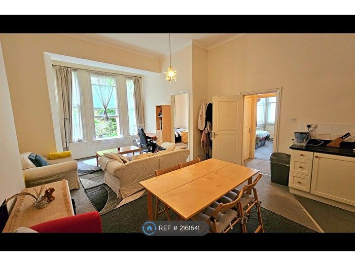 2 Bedroom Flat To Rent In Philbeach Gardens, London, SW5