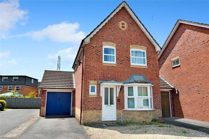 3 Bedroom Link Detached House To Rent In Brunstock Beck, Didcot, Oxfordshire, OX11