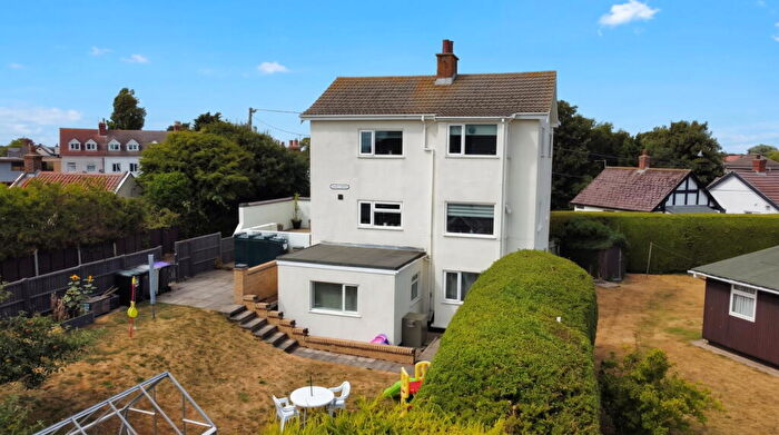 4 Bedroom Detached House For Sale In Roman Bank, Chapel St Leonards, PE24