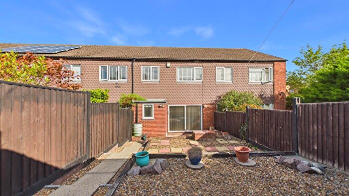 3 Bedroom Terraced House For Sale In Fellowes Gardens, Fletton, Peterborough, PE2