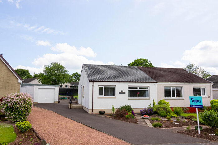 3 Bedroom Semi-Detached Bungalow For Sale In Woodend Drive, Kirriemuir, DD8