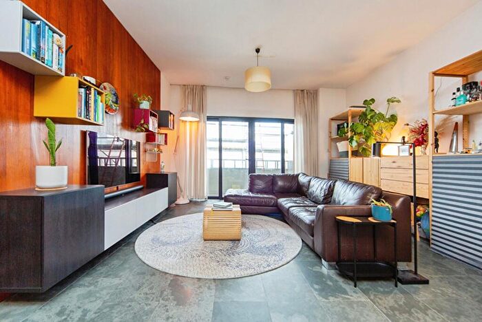 2 Bedroom Flat For Sale In Cheapside, Liverpool, Merseyside, L2