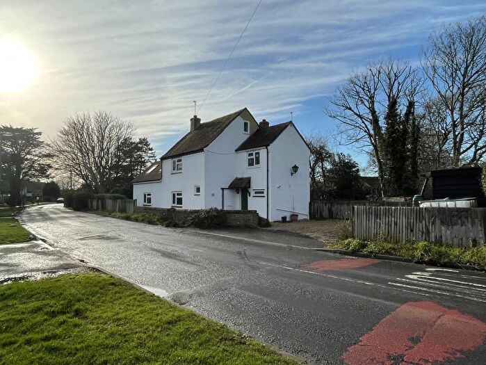 3 Bedroom Detached House For Sale In Church Road, Chichester, PO20