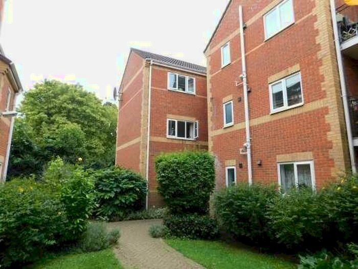 2 Bedroom Apartment To Rent In Oaklands, Peterborough, Cambridgeshire, PE1