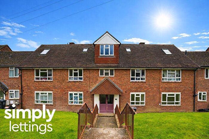 2 Bedroom Flat To Rent In Thompson Road, Brighton, BN1