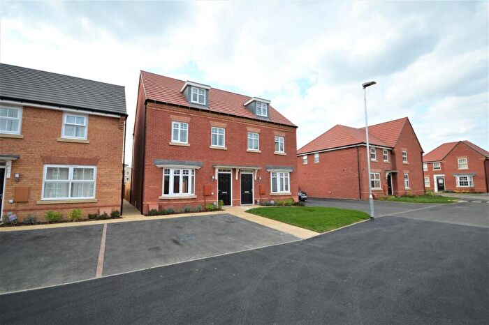 3 Bedroom Semi-Detached House To Rent In Rollers Close, Duston Gardens, NN5