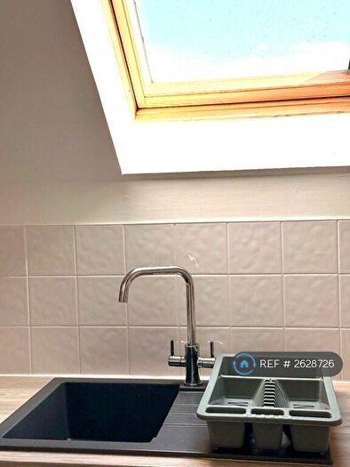 1 Bedroom Flat To Rent In Ducketts Mead, Reading, RG2