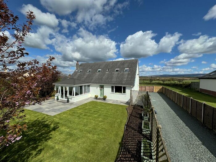 4 Bedroom House For Sale In Wetheral Pasture, Carlisle, CA4