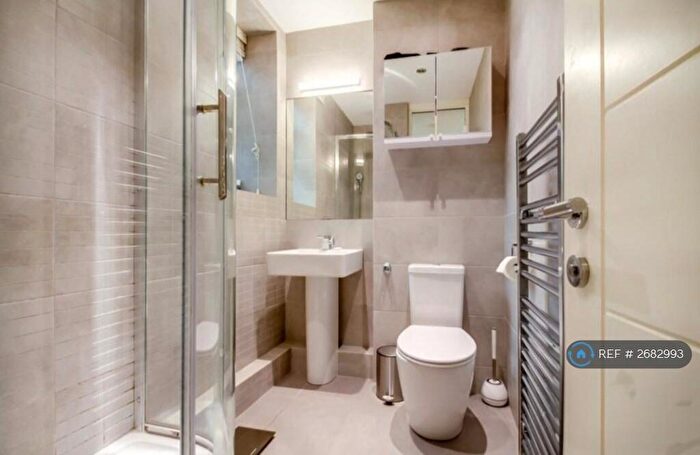 2 Bedroom Flat To Rent In Shannon Place, London, NW8