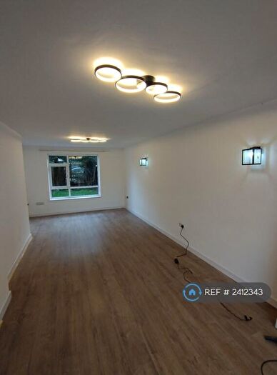 3 Bedroom Terraced House To Rent In Cot Farm Close, Newport, NP19