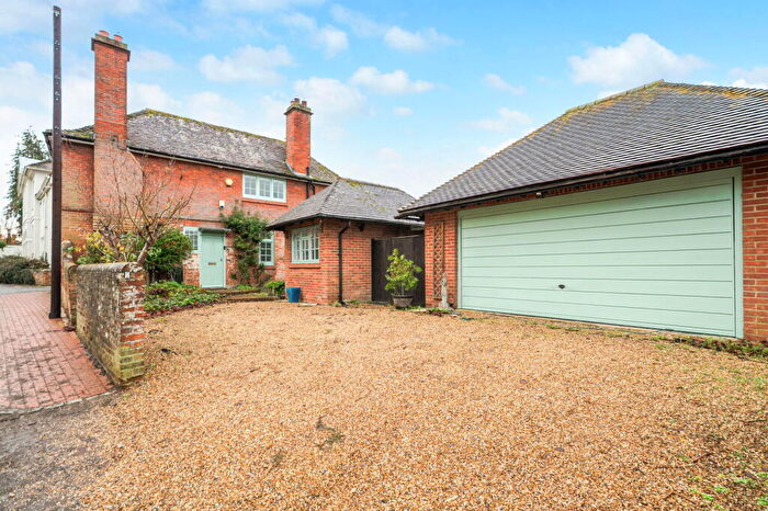 3 Bedroom Detached House For Sale In The Street, Old Basing, RG24