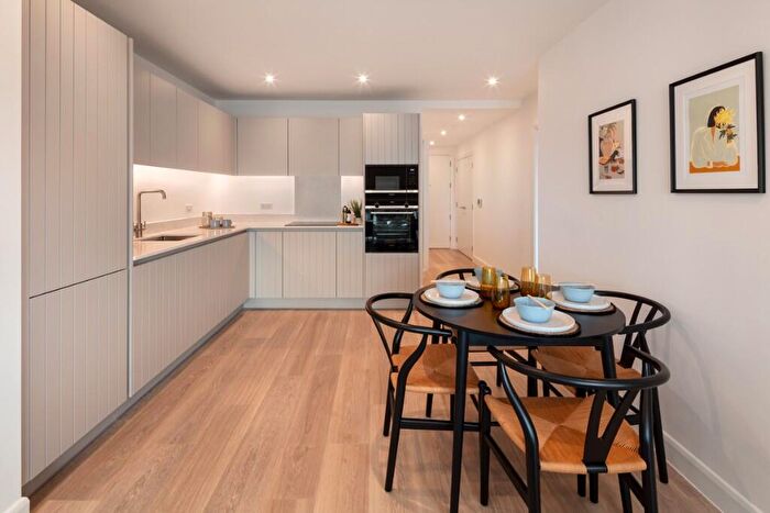 3 Bedroom Apartment For Sale In Seagull Lane, London, E16
