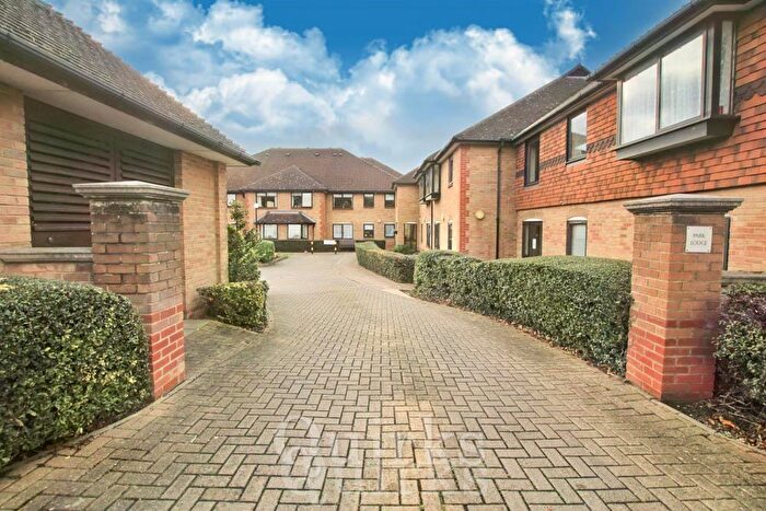 1 Bedroom Retirement Property For Sale In Queens Park Avenue, Billericay, CM12