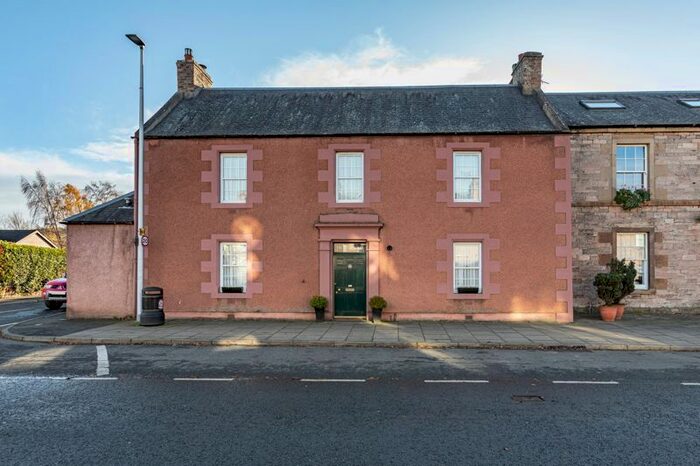4 Bedroom Town House For Sale In Headroume, High Street, Earlston TD4
