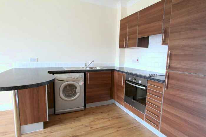 2 Bedroom Flat To Rent In Marshall Road, Banbury, Oxon OX16