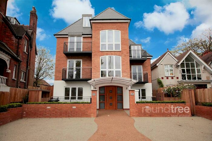 2 Bedroom Flat To Rent In Langton Court, Parson Street, Hendon, London, NW4