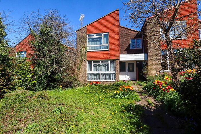 4 Bedroom Semi-Detached House For Sale In Cordrey Gardens, Coulsdon, CR5